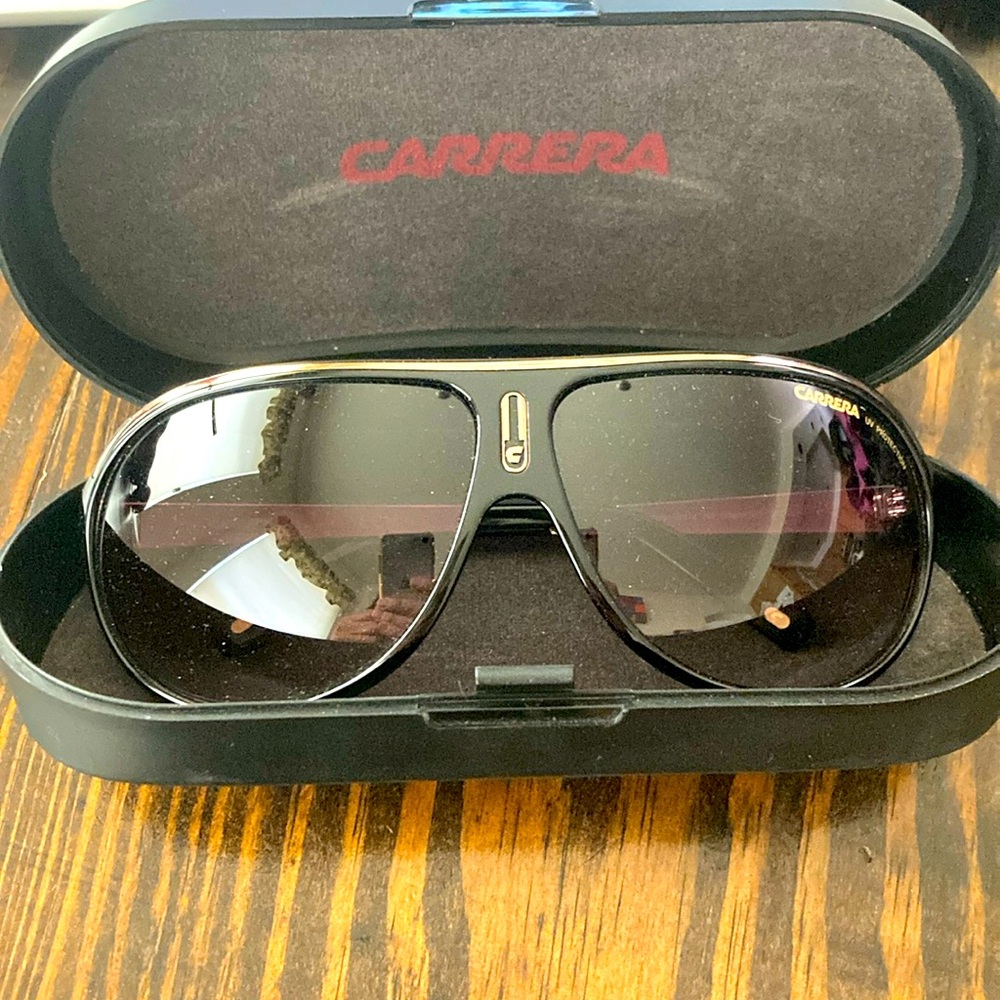 Carrera Gradient Aviators With Case Unisex - image 1